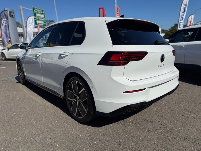 2025 Volkswagen Golf 110TSI R-Line