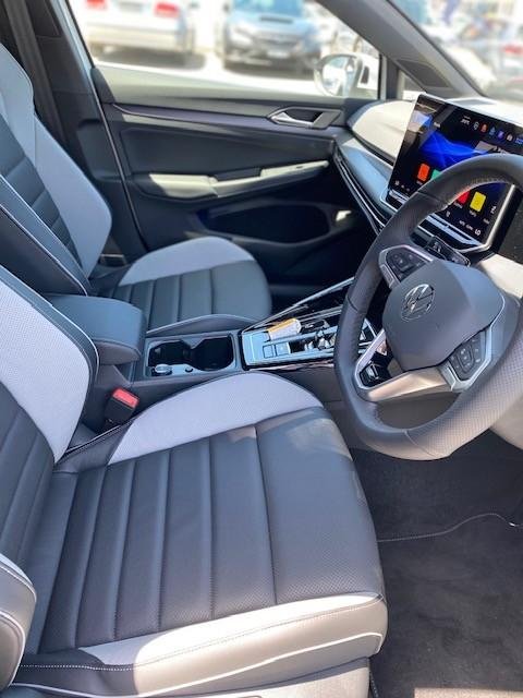 2025 Volkswagen Golf 110TSI R-Line