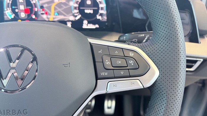 2025 Volkswagen Golf 110TSI R-Line