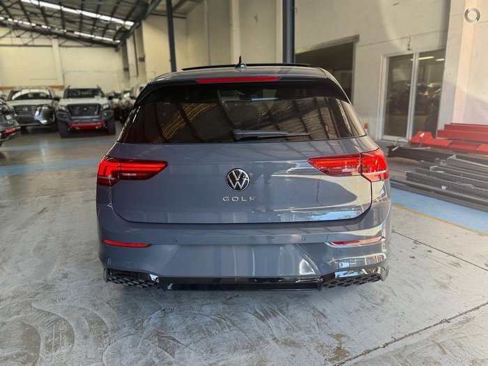 2025 Volkswagen Golf 110TSI R-Line