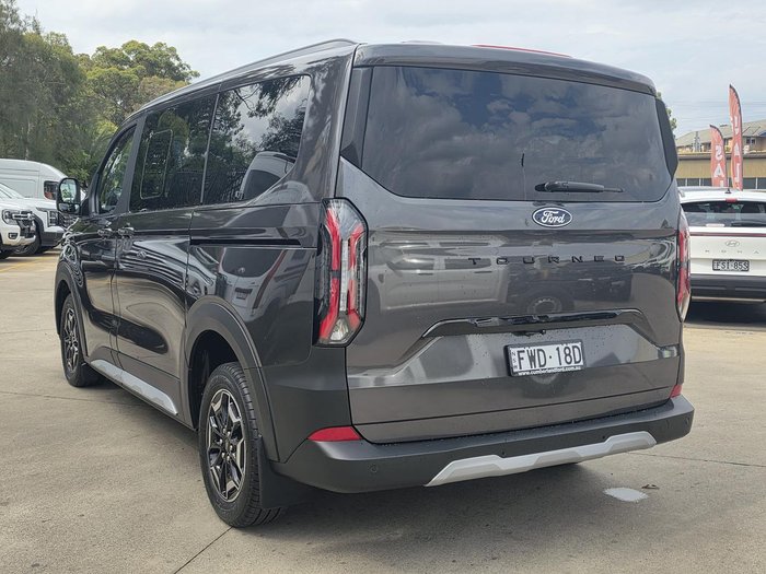 2025 Ford Tourneo Active