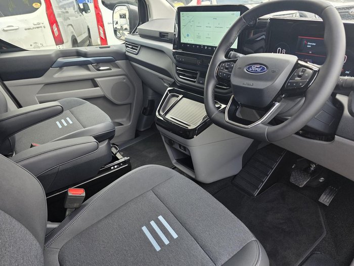 2025 Ford Tourneo Active