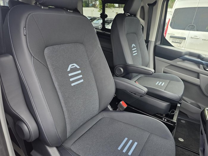 2025 Ford Tourneo Active