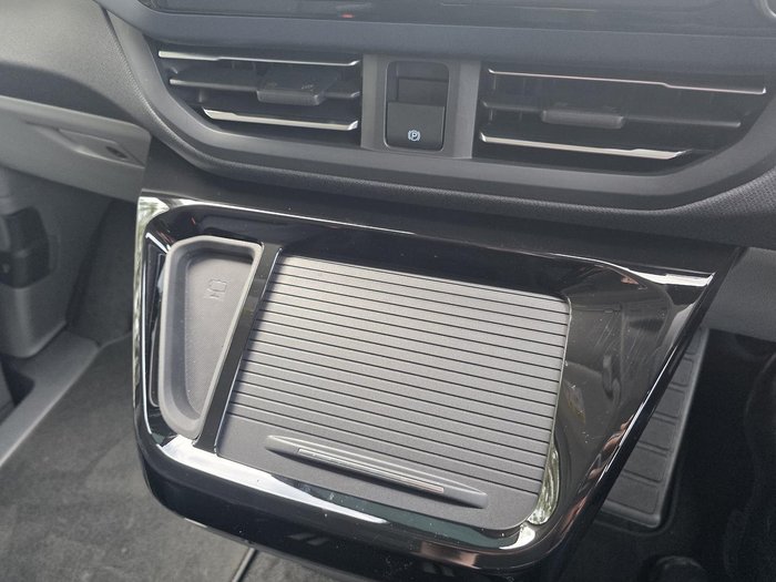 2025 Ford Tourneo Active