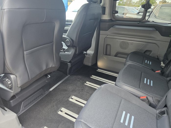 2025 Ford Tourneo Active