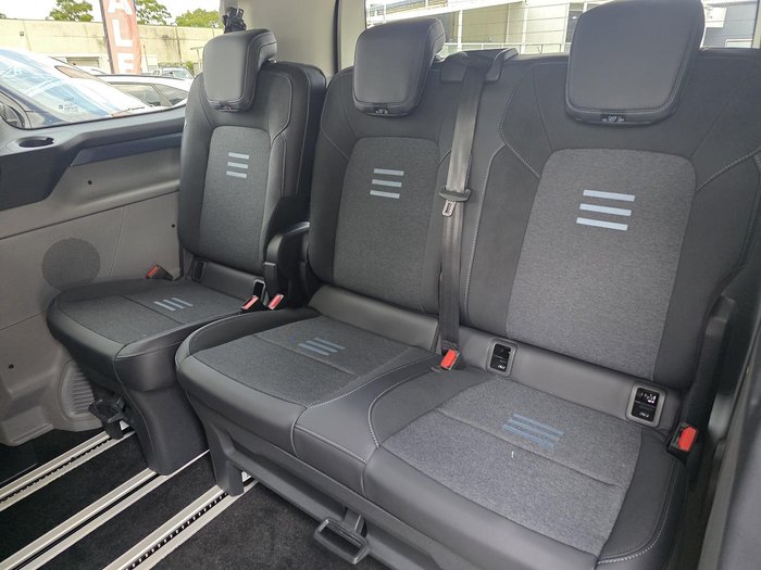 2025 Ford Tourneo Active