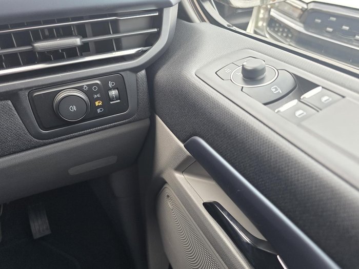 2025 Ford Tourneo Active