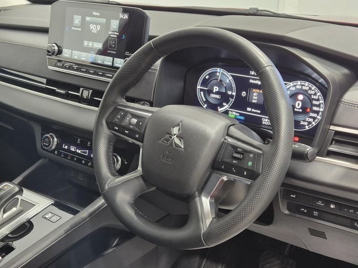 2023 Mitsubishi Outlander PHEV Exceed