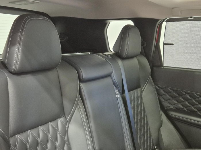 2023 Mitsubishi Outlander PHEV Exceed