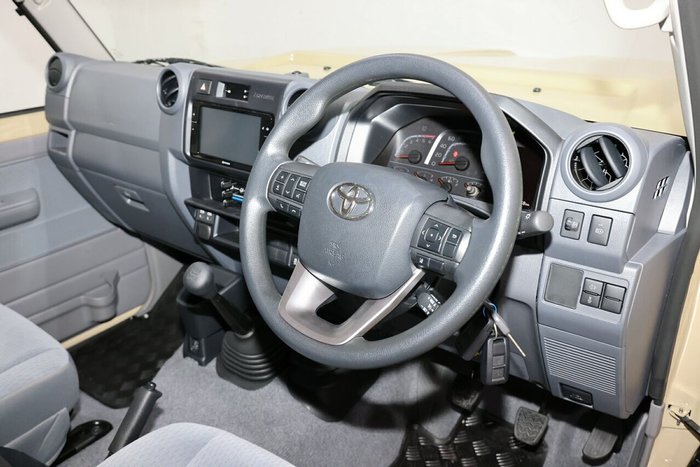 2025 Toyota Landcruiser GXL