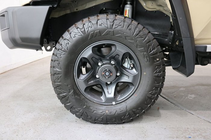 2025 Toyota Landcruiser GXL