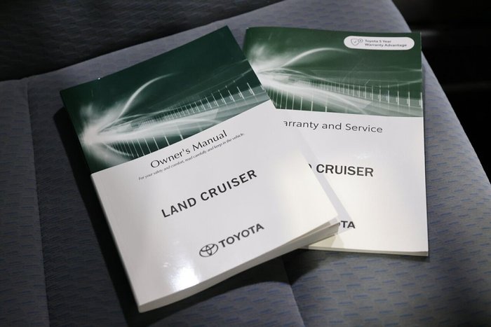 2025 Toyota Landcruiser GXL