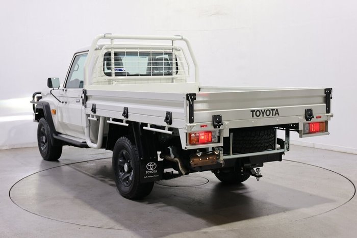2025 Toyota Landcruiser GXL