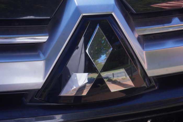 2025 Mitsubishi Pajero Sport GLS