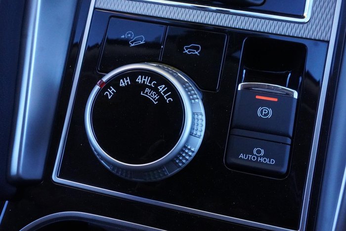 2025 Mitsubishi Pajero Sport GLS