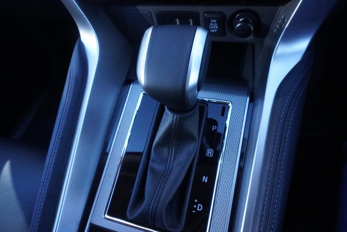 2025 Mitsubishi Pajero Sport GLS