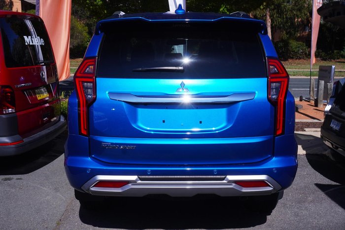 2025 Mitsubishi Pajero Sport GLS