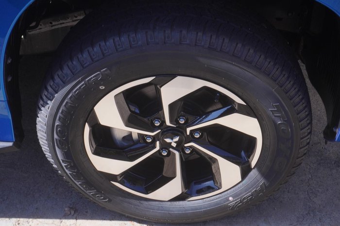 2025 Mitsubishi Pajero Sport GLS