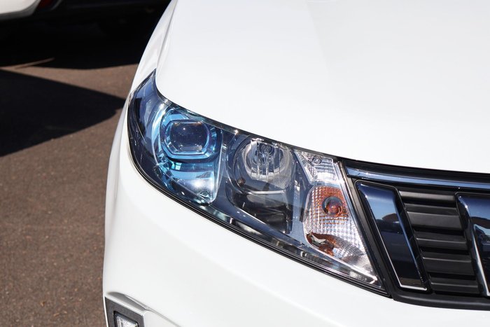 2019 Suzuki Vitara Turbo LY Series II Cool White