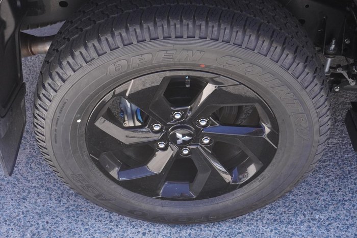 2025 Mitsubishi Pajero Sport GSR