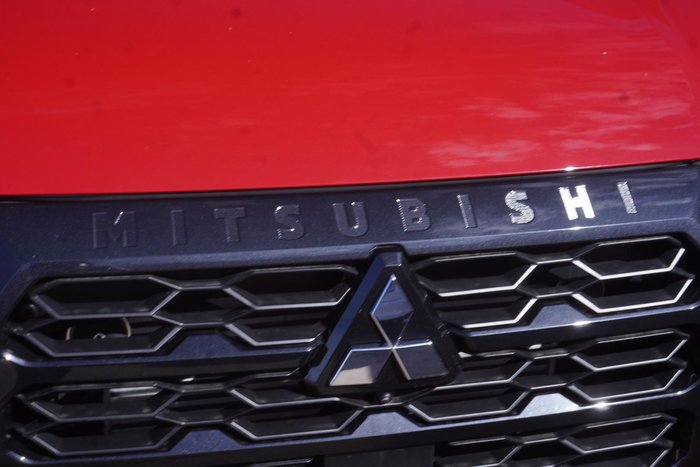 2025 Mitsubishi Triton GLS