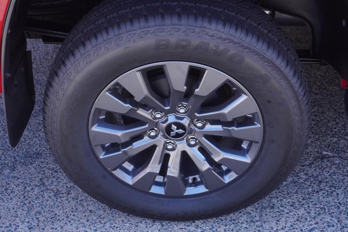 2025 Mitsubishi Triton GLS