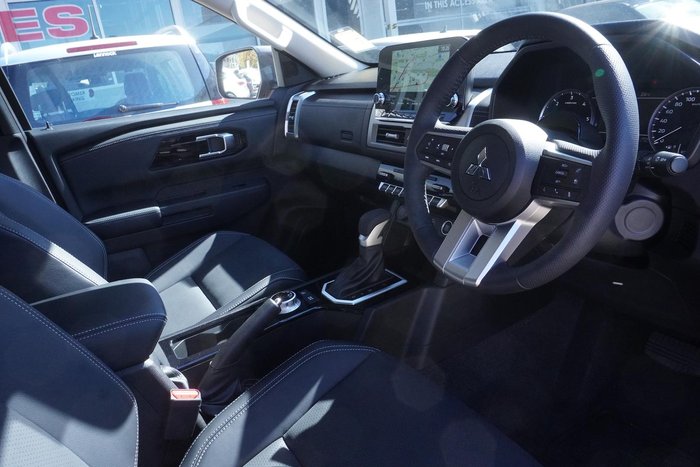 2025 Mitsubishi Triton GLS