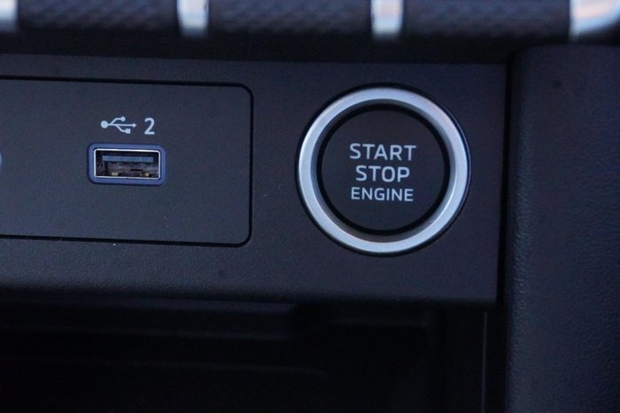 2025 Mitsubishi Triton GLS