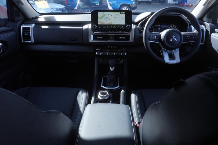 2025 Mitsubishi Triton GLS