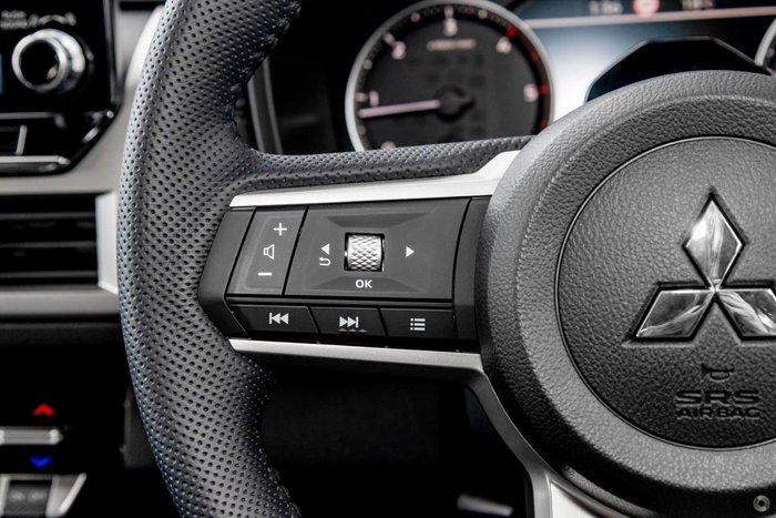 2025 Mitsubishi Triton GLS