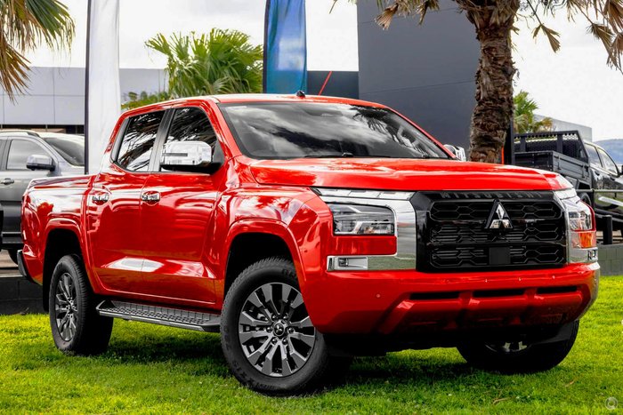 2025 Mitsubishi Triton GLS