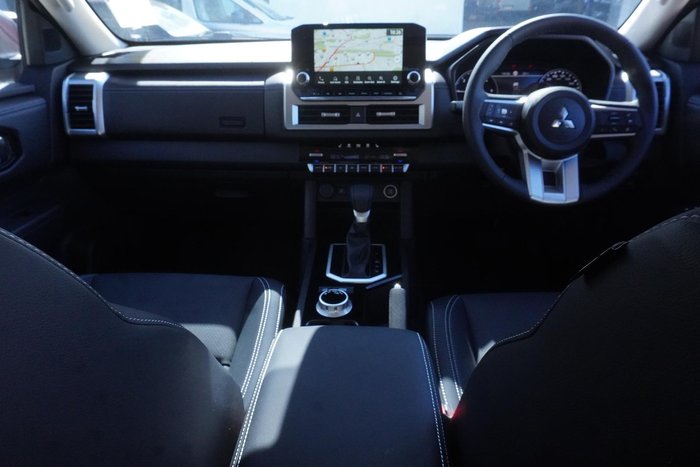 2025 Mitsubishi Triton GLS