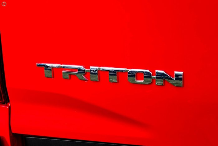 2025 Mitsubishi Triton GLS