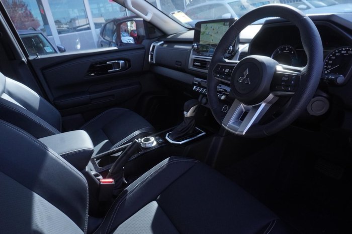 2025 Mitsubishi Triton GLS