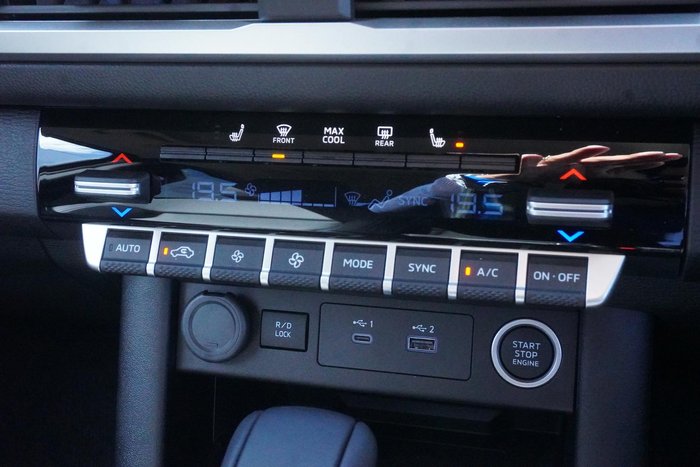 2025 Mitsubishi Triton GLS