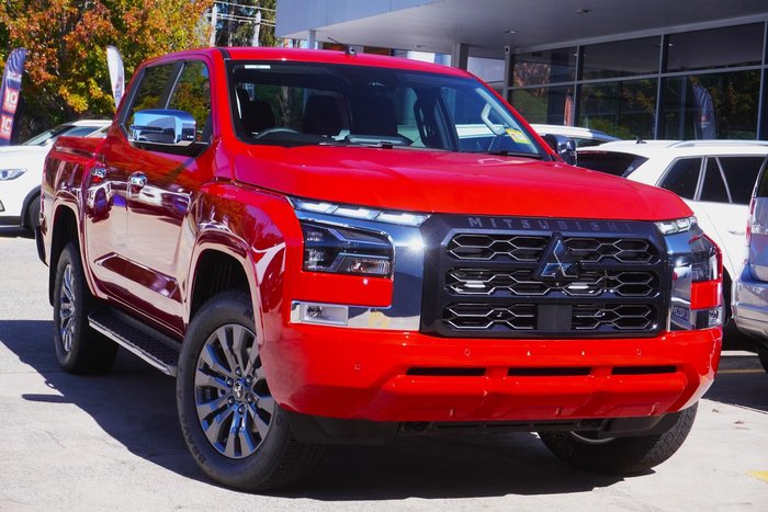 2025 Mitsubishi Triton GLS