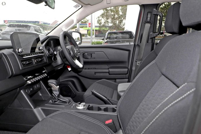 2025 Mitsubishi Triton GLX-R