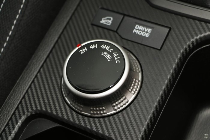 2025 Mitsubishi Triton GLX-R