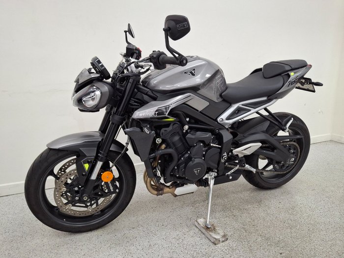 2024 Triumph STREET TRIPLE R SILVER ICE