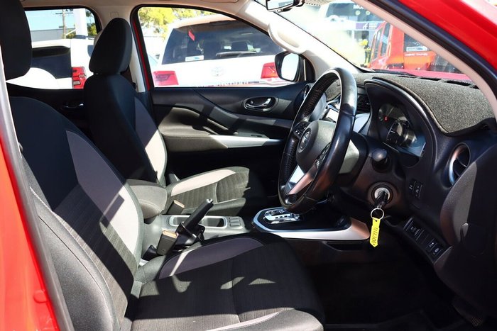 2024 Nissan Navara ST