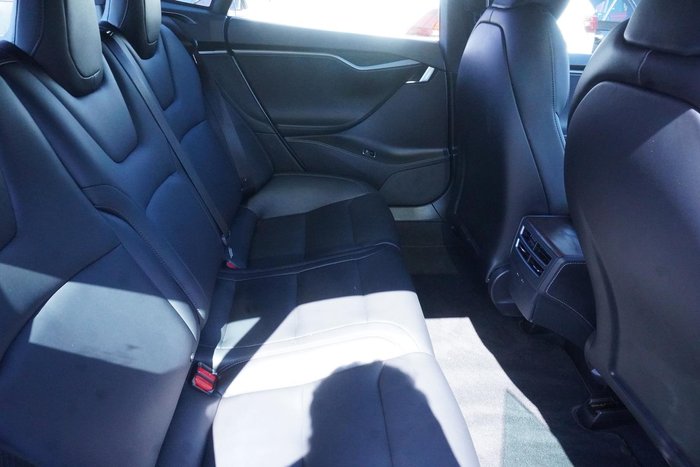 2020 Tesla Model S Long Range