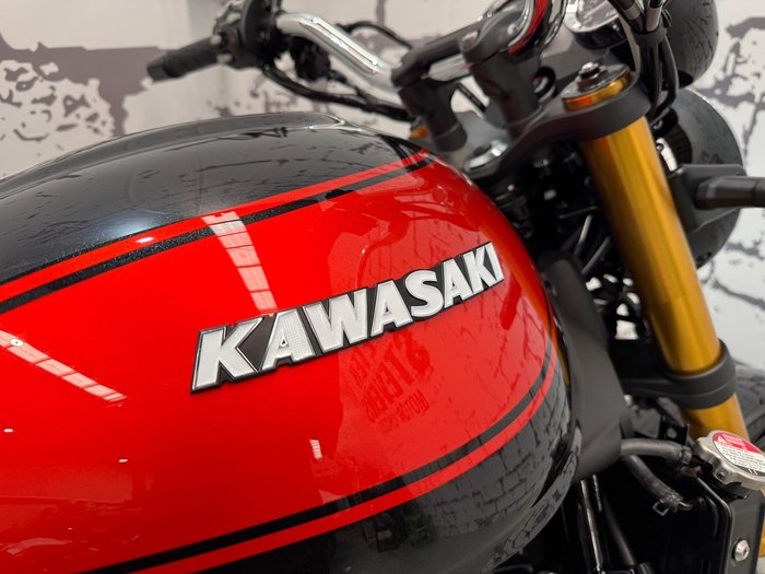 2026 Kawasaki Z900RS SE Z Black