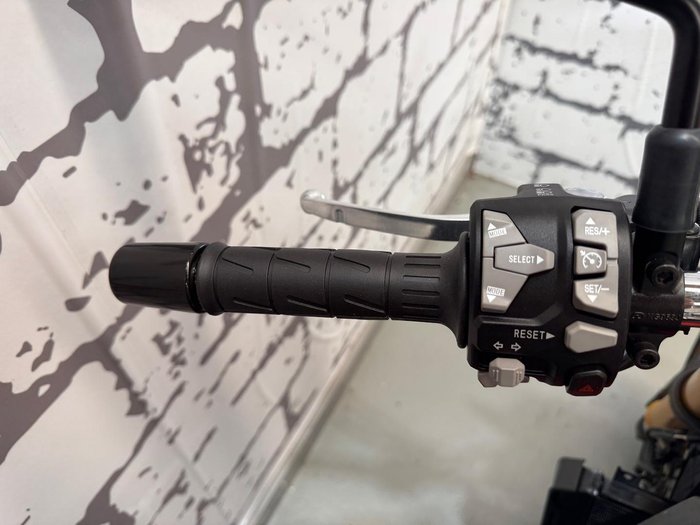 2026 Kawasaki Z900RS SE Z Black