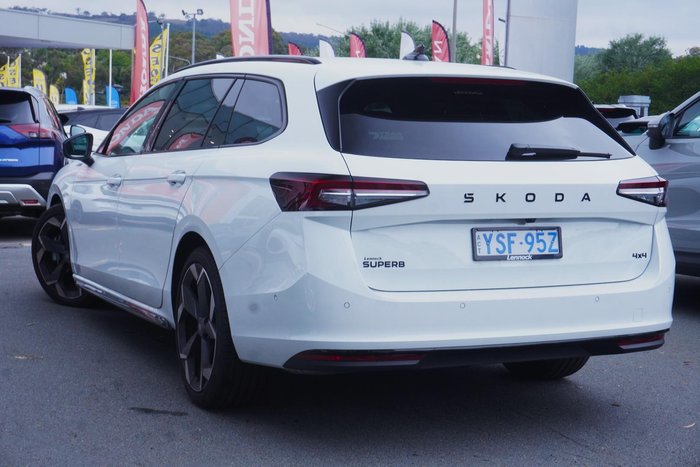 2025 SKODA Superb 195TSI Sportline