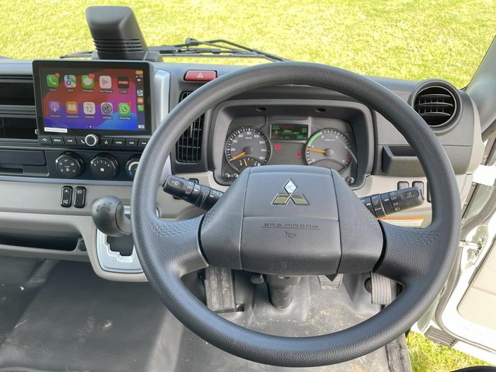 2025 Fuso Canter 515 White