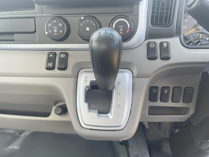 2025 Fuso Canter 515 White