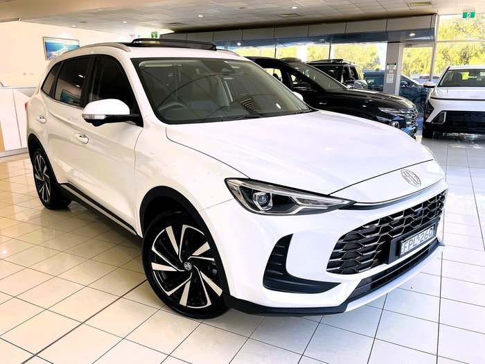 2024 MG ZS Essence Hybrid+