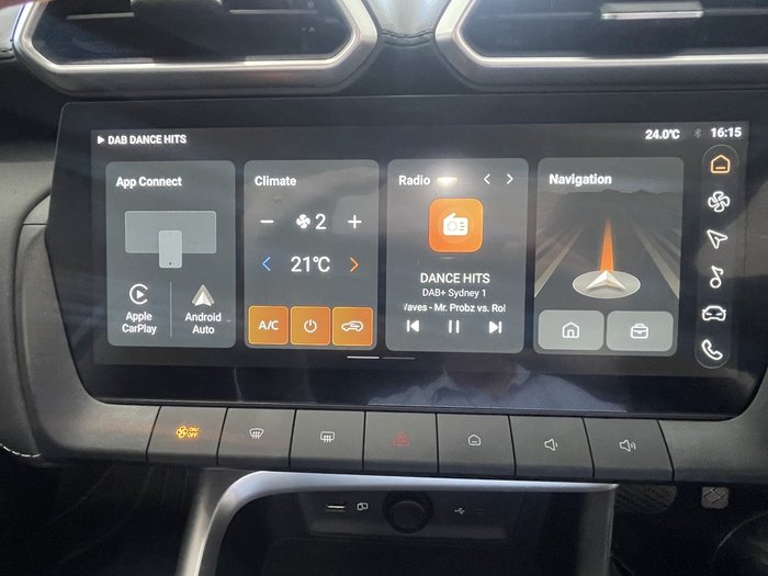 2024 MG ZS Essence Hybrid+