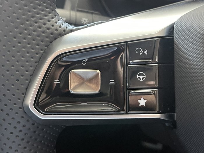 2024 MG ZS Essence Hybrid+