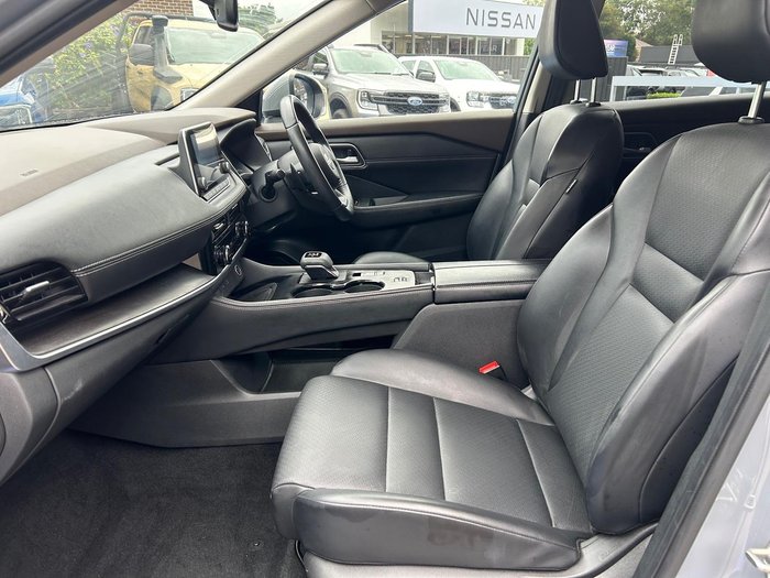 2024 Nissan X-TRAIL ST-L